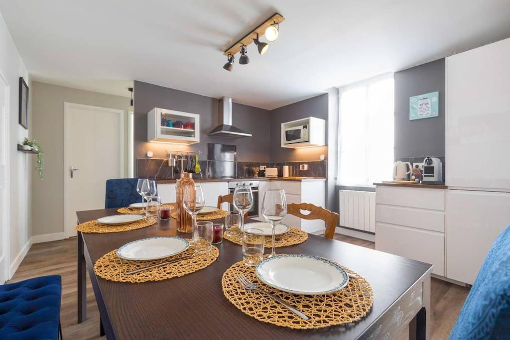 Le Duplex Des Ducs Apartman Dijon Kültér fotó